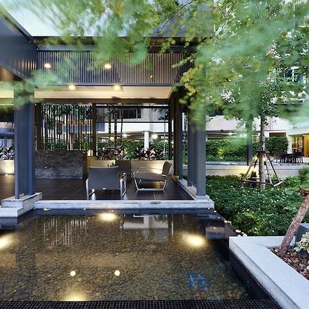 Siamese Nanglinchee Apartment Bangkok Exterior photo