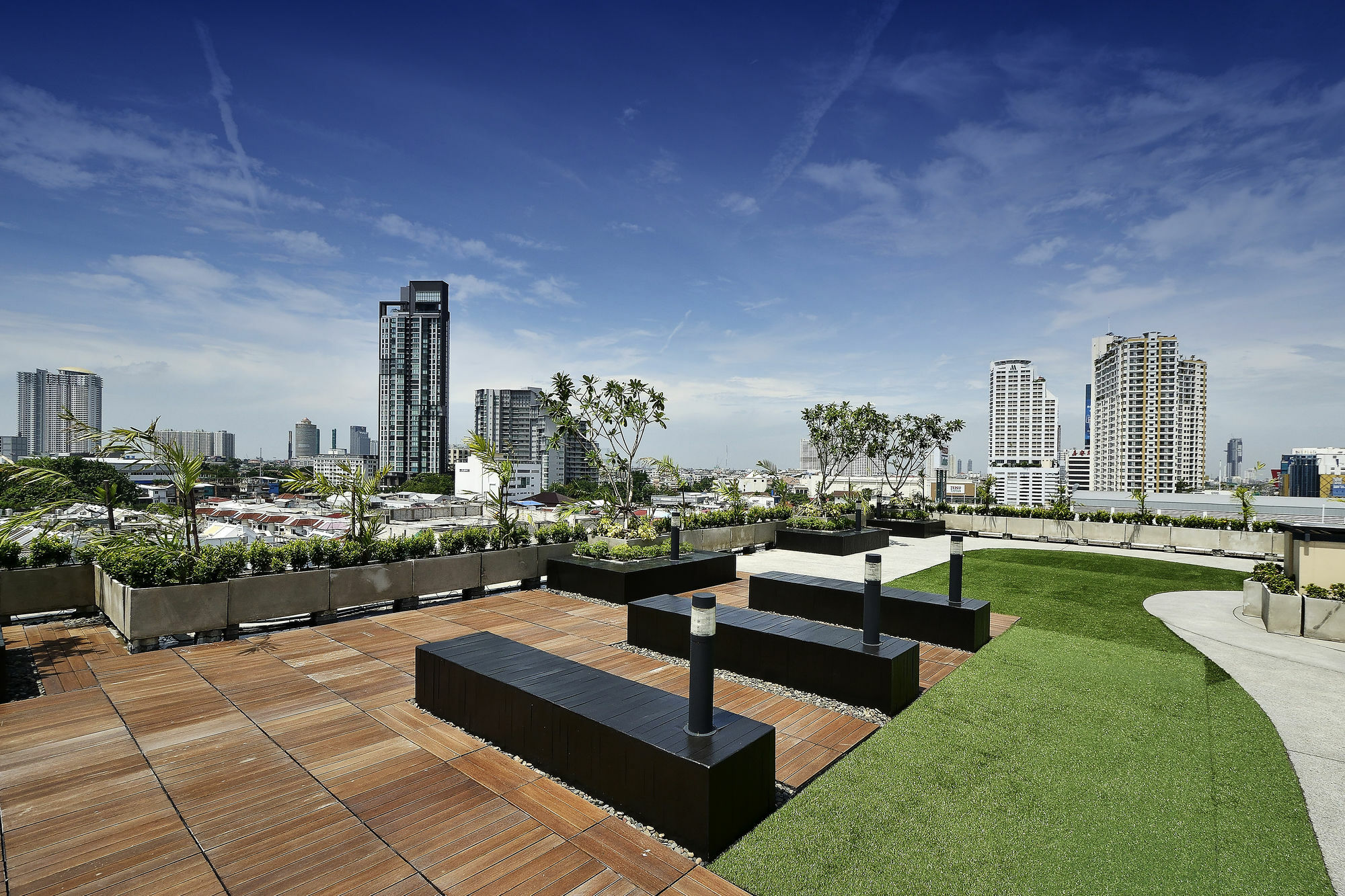 Siamese Nanglinchee Apartment Bangkok Exterior photo